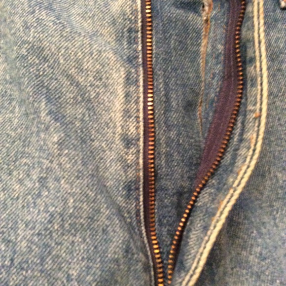 Levis Men’s Relaxed Fit Medium Wash Jeans 42/30 - Picture 8 of 8